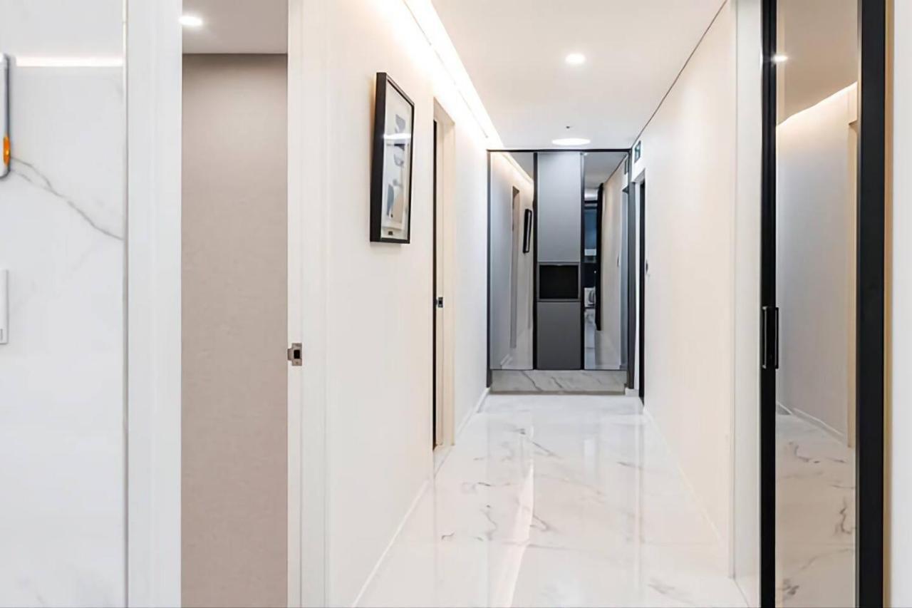 Апартаменты Uh Flat The Seocho Сеул Экстерьер фото