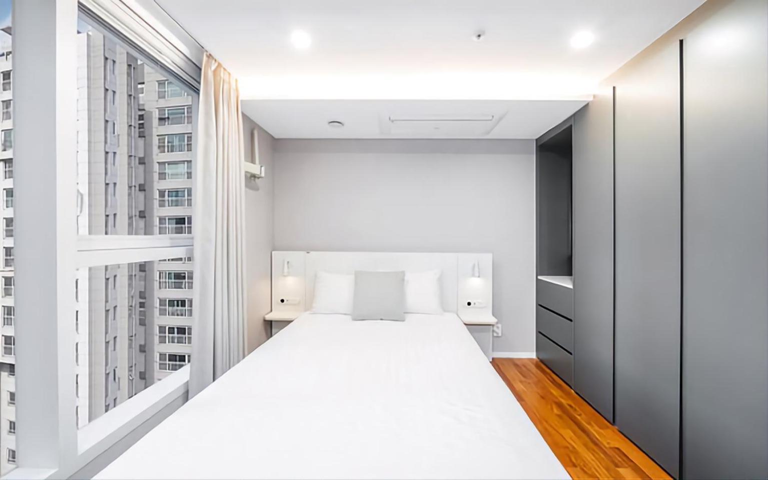 Апартаменты Uh Flat The Seocho Сеул Экстерьер фото