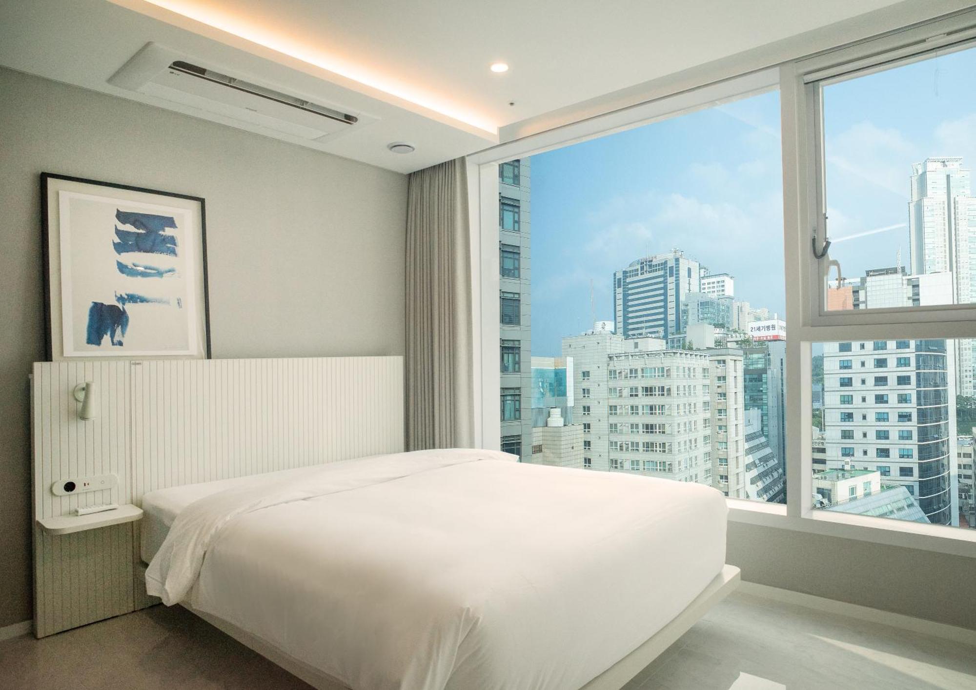 Апартаменты Uh Flat The Seocho Сеул Экстерьер фото